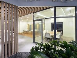 Tung Centre (D1), Office #484684541